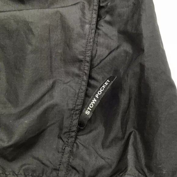 The North Face Men’s Black Full Zip Mesh Back Lightweight Vest - Picture 9 of 16